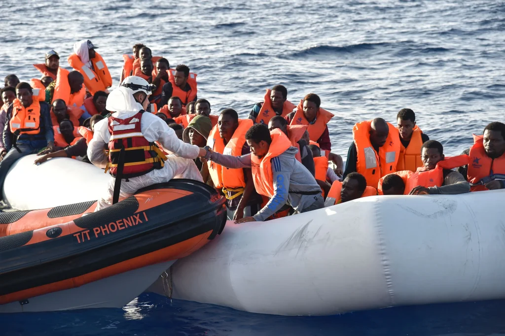 migrants mediterranean drown save un refugees libya